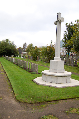 Cross of Sacrifice, Cardonald cemetery, Glasgow.