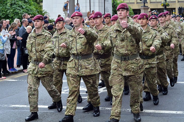 Parachute Regiment - Glasgow Armed Forces Day 2013
