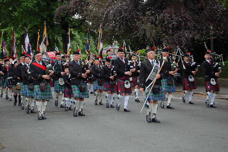 Biggar & District RBL Pipe Band - Armed Forces Day 2014 Stirling 2014