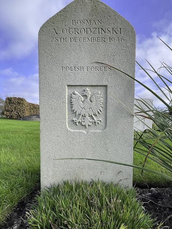 Alojzy Ogrodzinski Polish War Grave