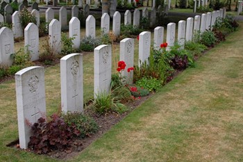 WW2 War Graves at Newark - British and Commonwealth