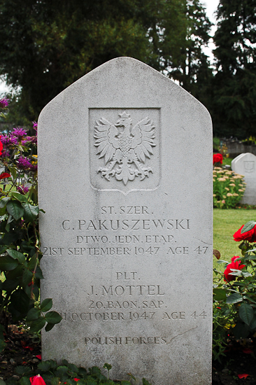 Czeslaw Pakuszewski Polish War Grave