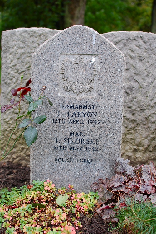 Leon Faryon Polish War Grave
