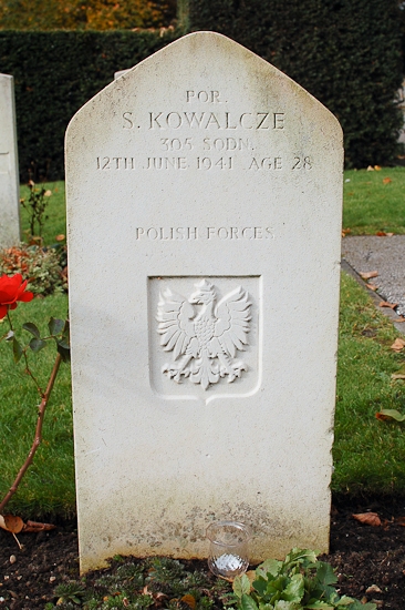 Stanislaw Kowalcze Polish War Grave