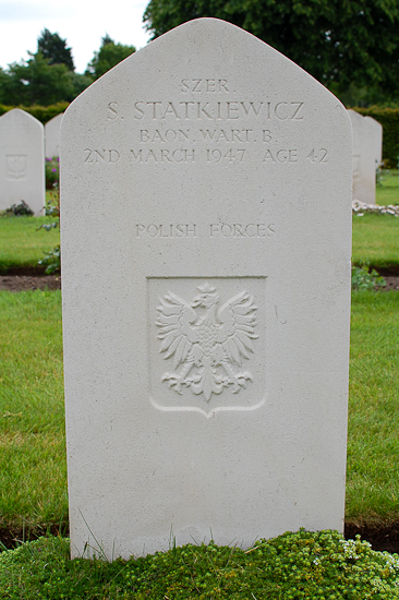 Szyman Statkiewicz Polish War Grave