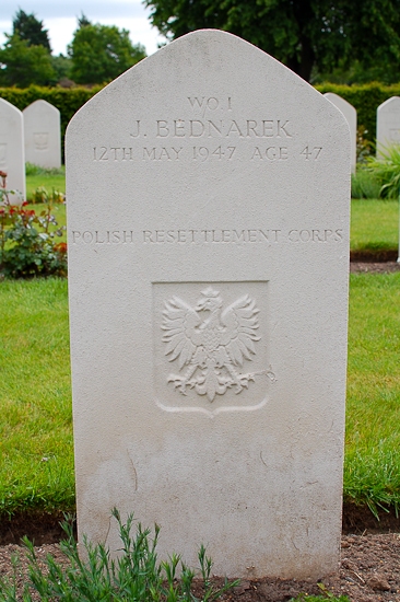 J Bednarek Polish War Grave